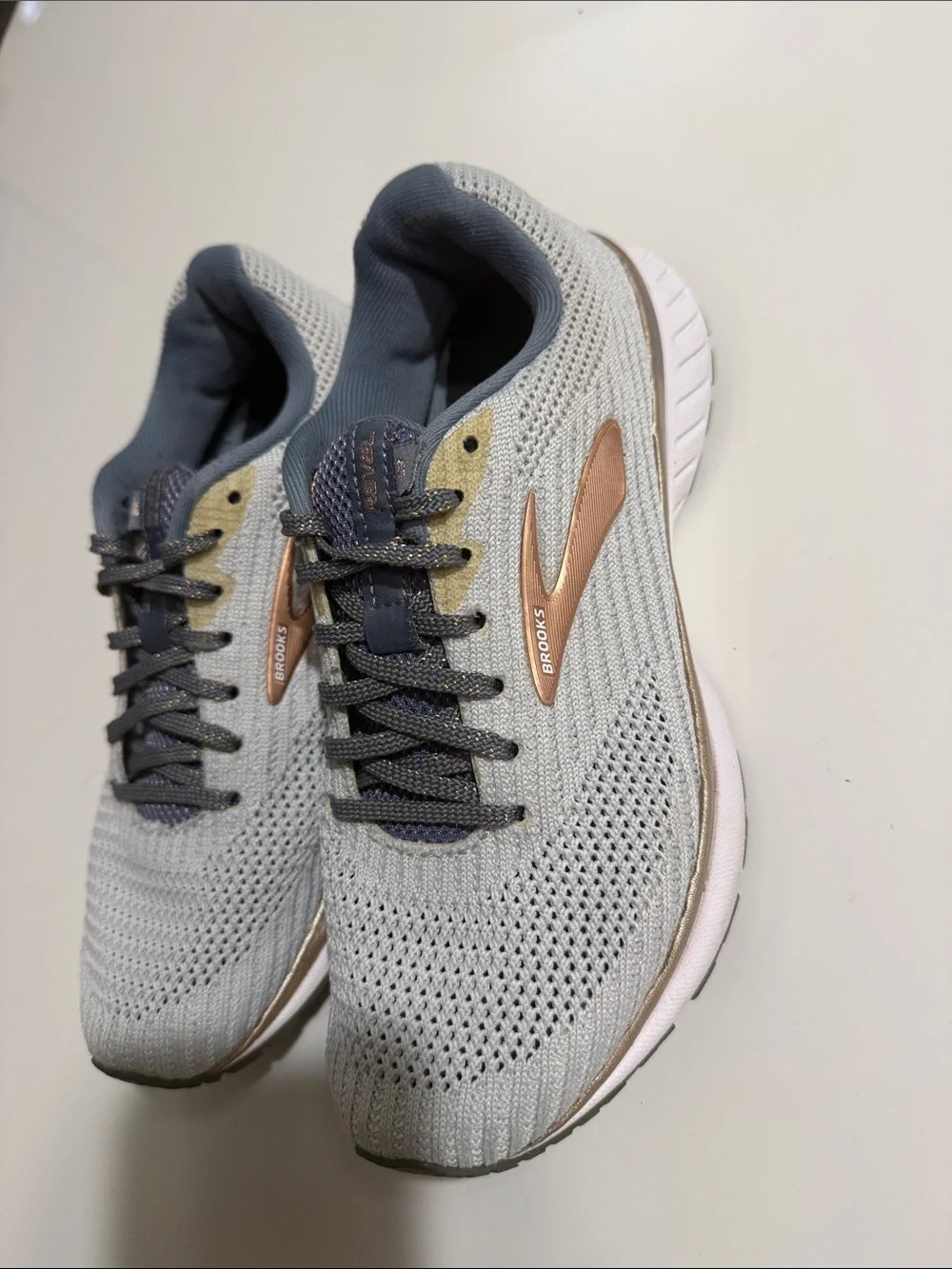 Brooks Revel 3 Running Shoes Gray Flint Stone Pale Gold Knit Women's Size 7